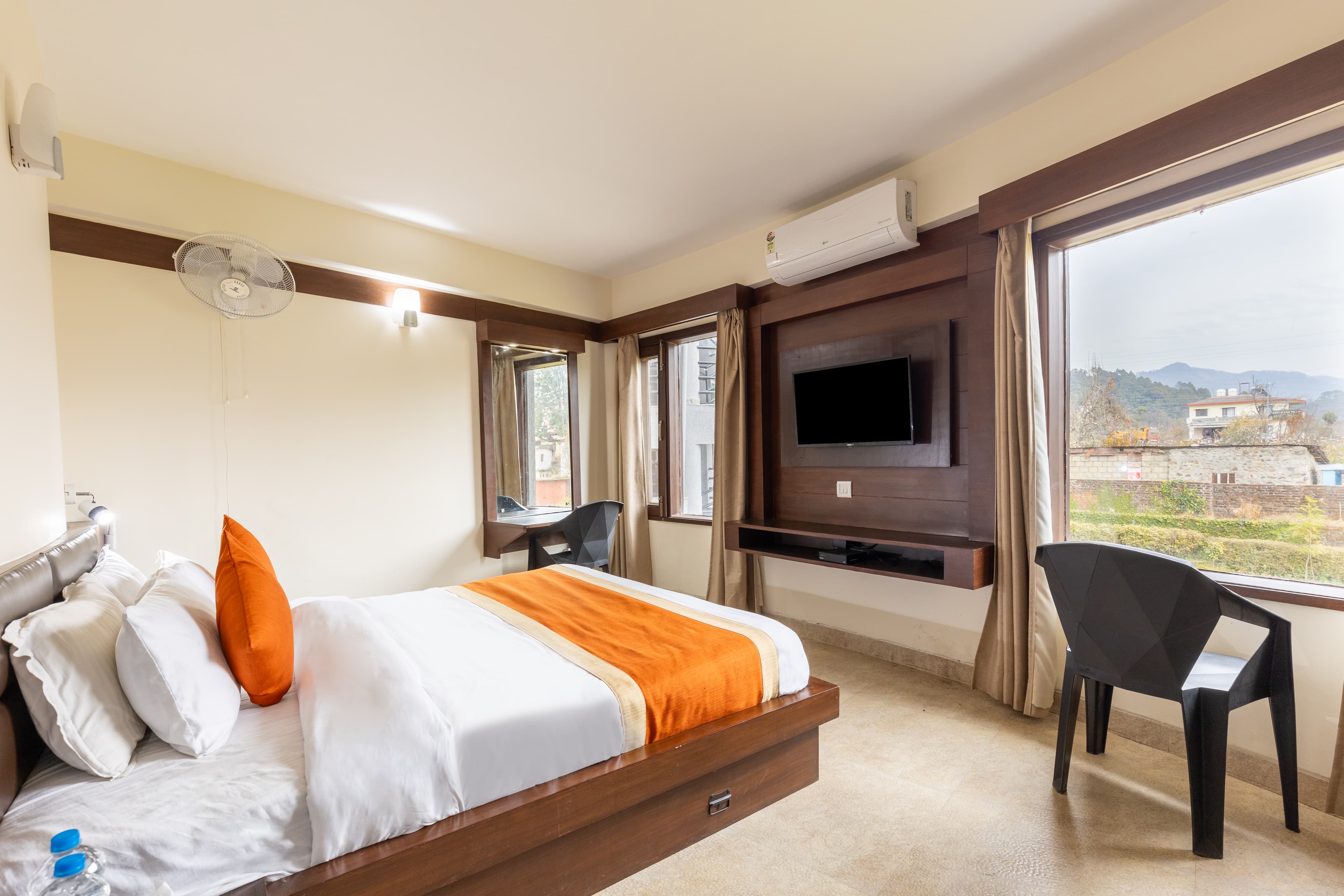 Deluxe Room at The Palm Resort